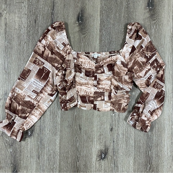 RABBIT ROSE women’s puffy long sleeve blouse size XL newspaper brown crop top - Picture 1 of 6